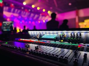 A Look At Hire AV Equipment With Technical Support